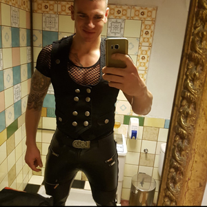 neo stripper masculino boy burgos2